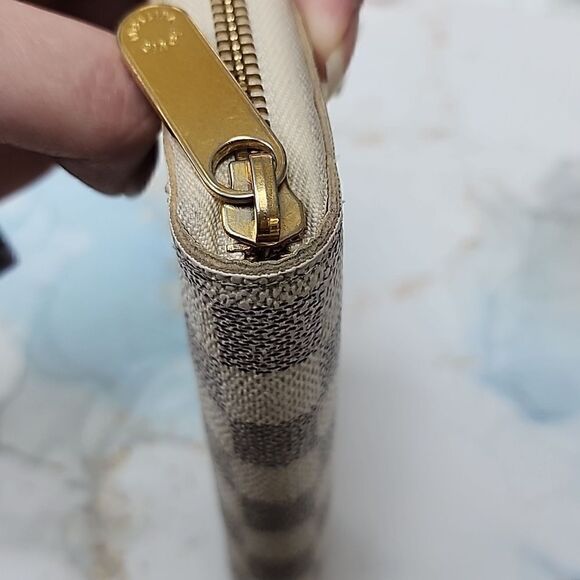 Authentic Louis Vuitton Damier Azur Zippy Zip Around Wallet - Picture 5 of 9